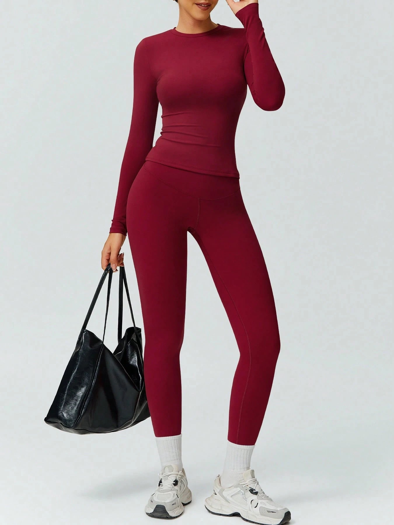 Ensemble de yoga transfrontalier — confort moderne