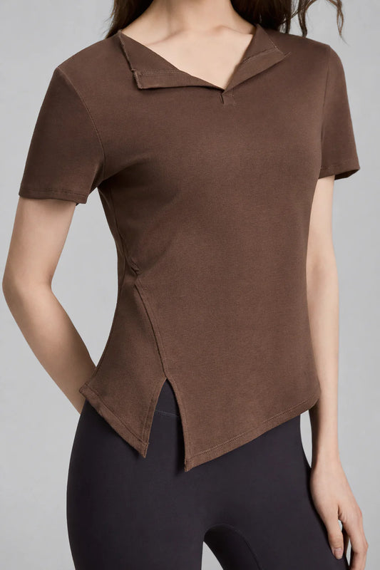 T-shirt de sport féminin à col — style moderne printemps 2026