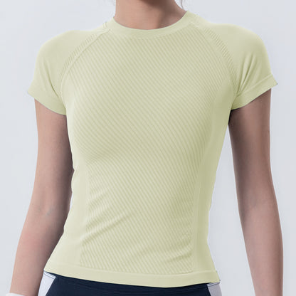 T-shirt de yoga à manches courtes —  confort total au printemps