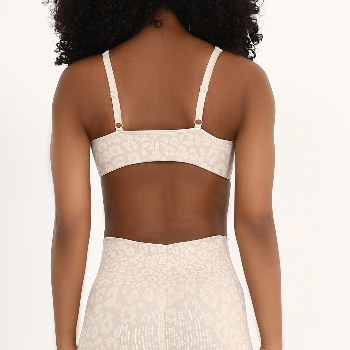 Ensemble de yoga sans coutures — jacquard imprimé léopard, confort et style