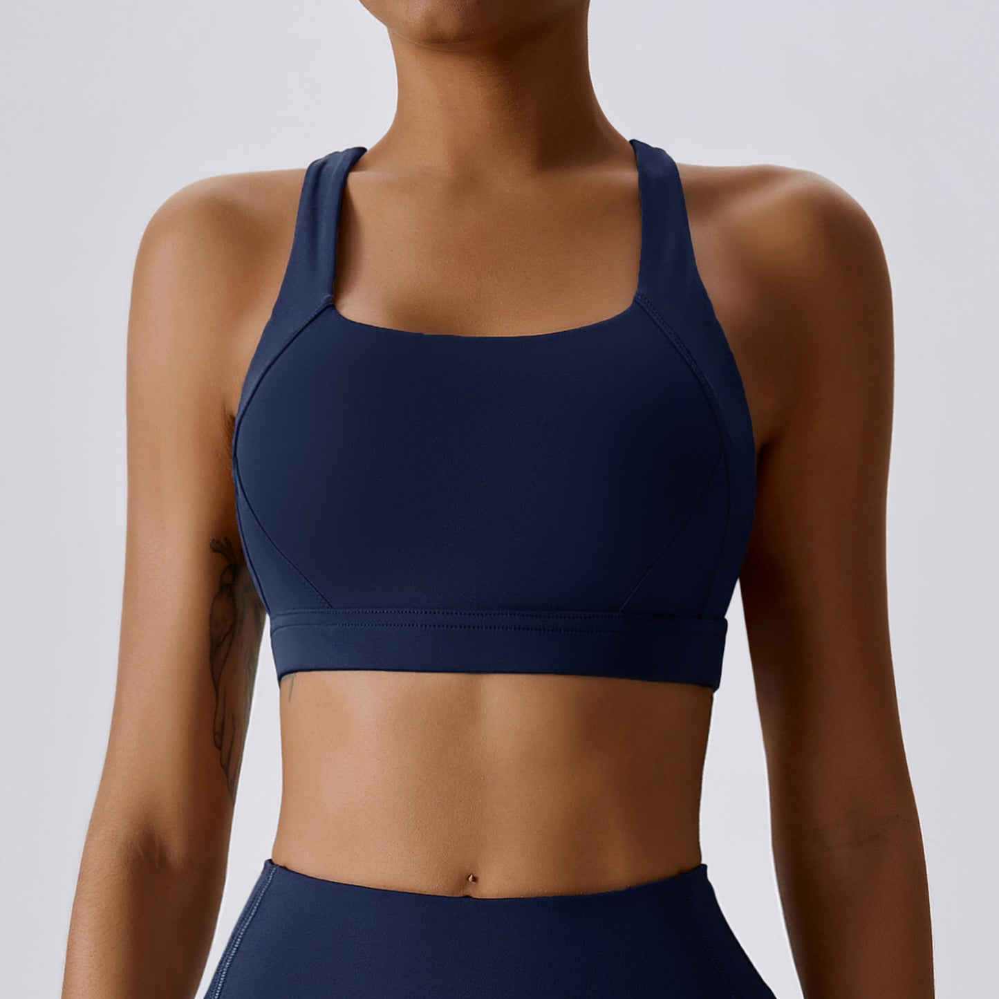 Soutien-gorge de sport moulant — effet nuage et confort optimal