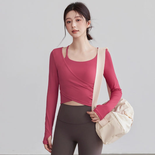 Haut de yoga — design élégant et effet amincissant