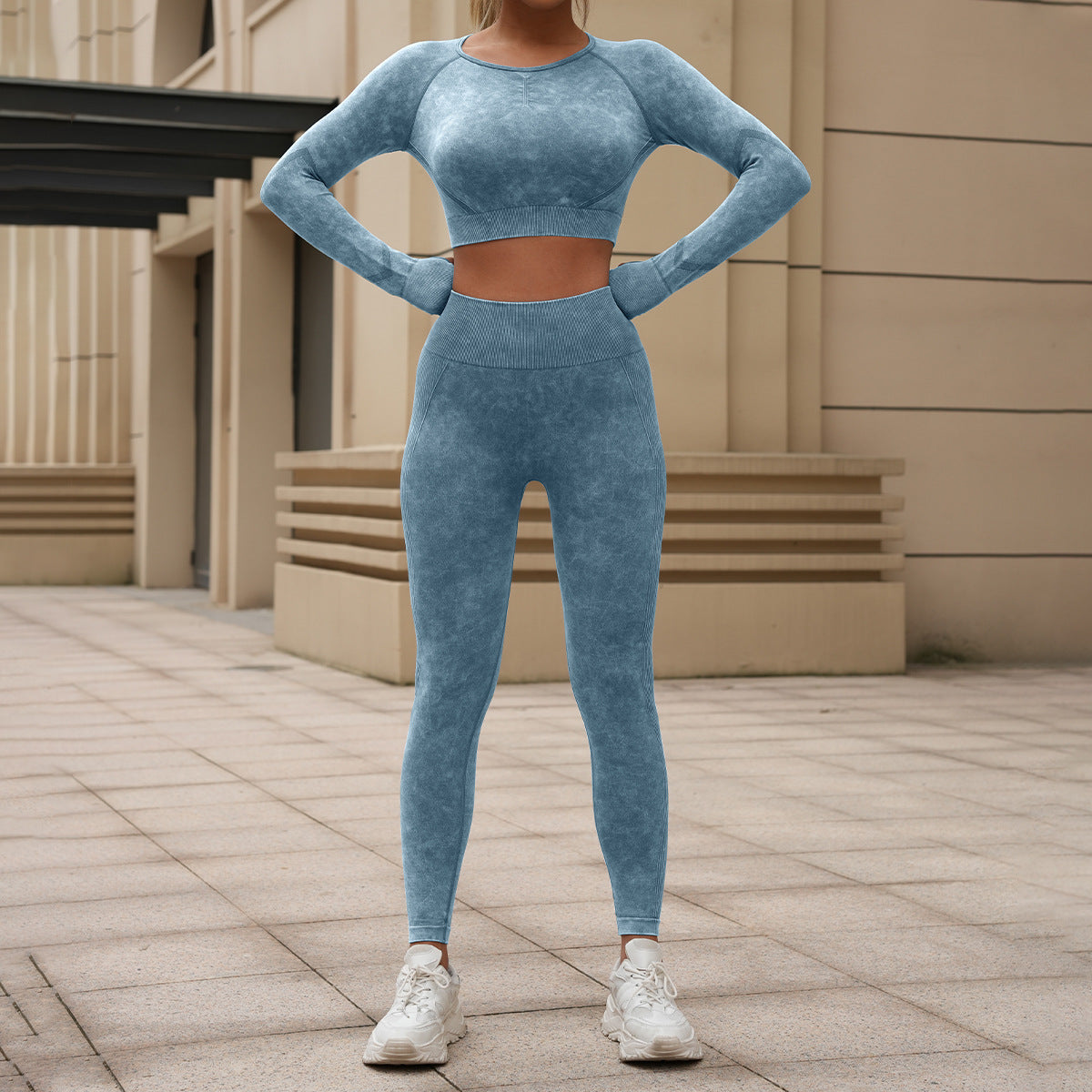 Ensemble de yoga délavé — style européen et américain