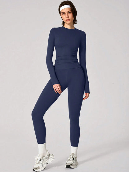Ensemble de yoga transfrontalier — confort moderne