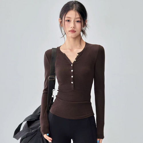 T-shirt à manches longues et col henley – confort et élégance pour yoga